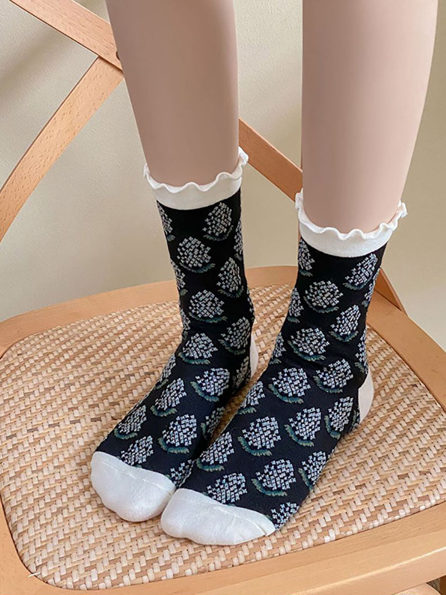 Lot de 5 paires de chaussettes en coton à blocs de couleurs avec broderies artistiques pour femmes AV1043