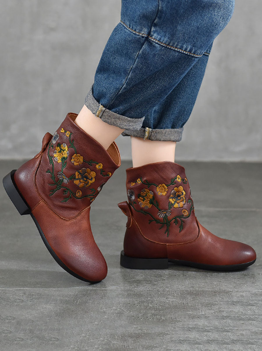 Women Vintage Flower Embroidery Leather Low Heel Boots AX1050