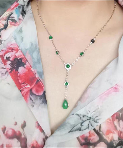 Collier avec pendentif à pompon en jade et zircon vert surdoré en argent sterling 2024 AC1033