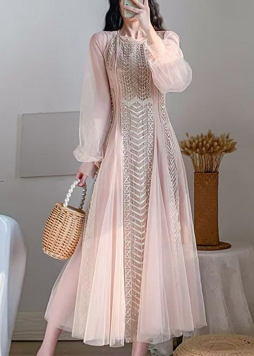 2024 Neues rosa Mesh-Tüllkleid mit Nagelperlen und Blasenärmeln AZ1019 