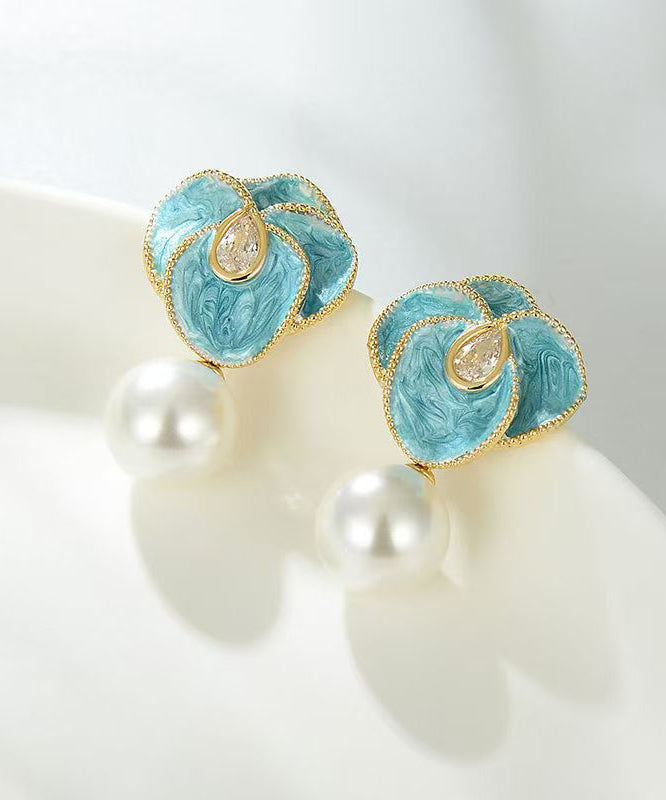 Boucles d'oreilles pendantes en alliage de cuivre bleu chic avec perles et émail floral WH031