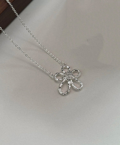 Collier avec pendentif en argent sterling et zircon en forme de tournesol ajouré chic en soie PO007