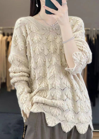 Eleganter heller Kamel-V-Ausschnitt-Strickpullover aus Wolle mit Hohlsaum für den Herbst AB1050