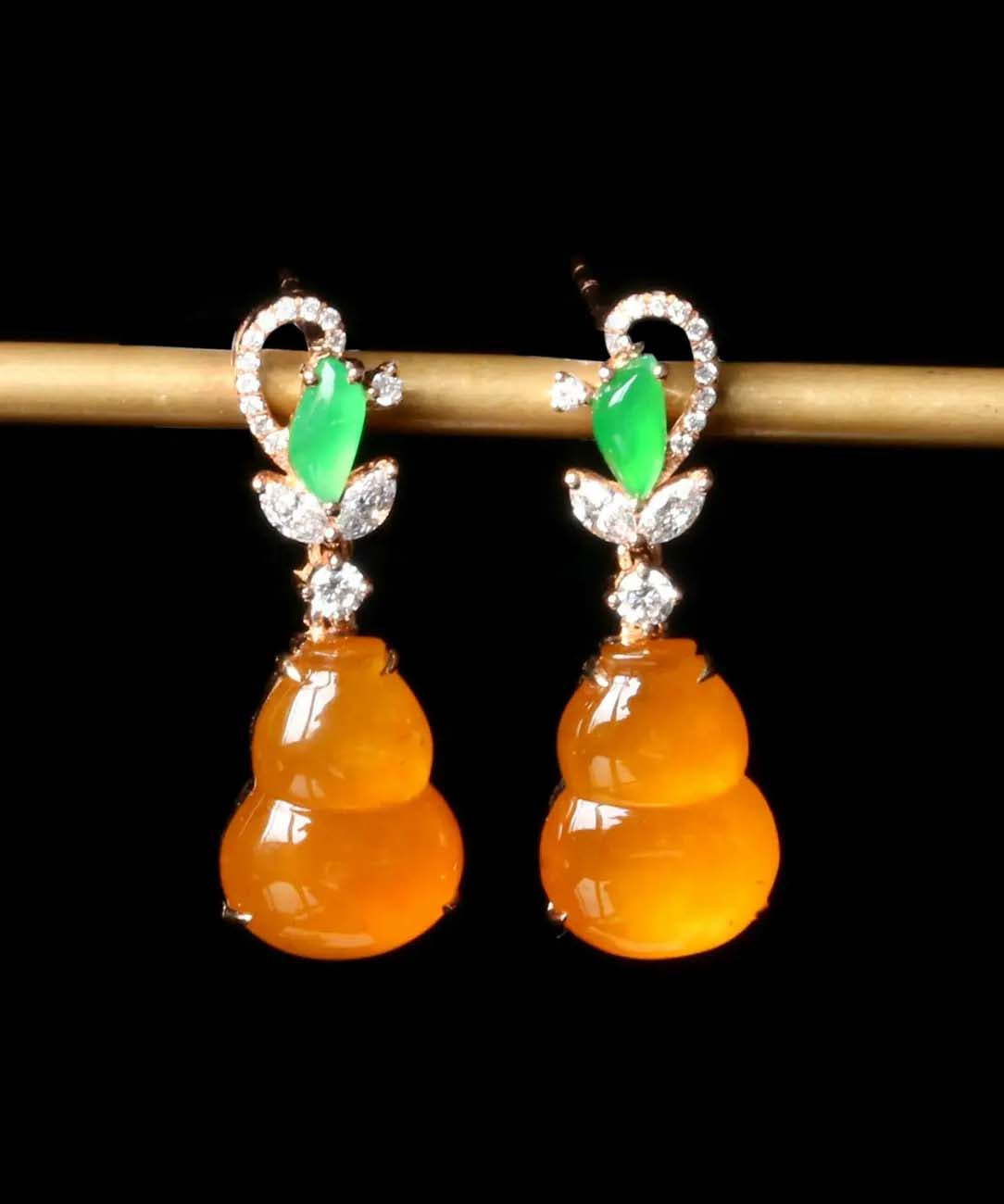 Boucles d'oreilles pendantes en argent sterling avec zircone et jade orange surdoré AC1038