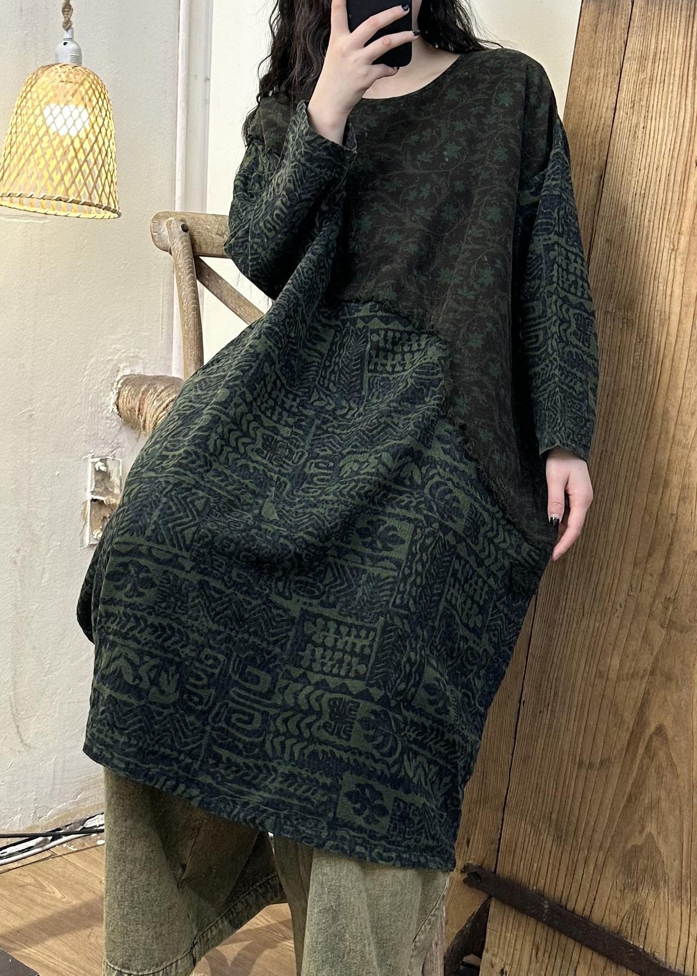 Robe longue à imprimé patchwork vert rétro à manches longues VB1075