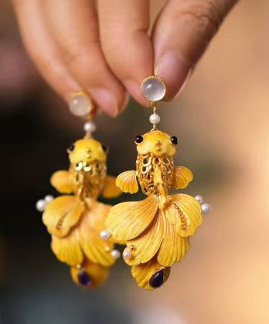 Retro Yellow Ancient Dharma Gold Pearl Enamel Crystal Hollow Out Brocaded Carp Drop Earrings ET029