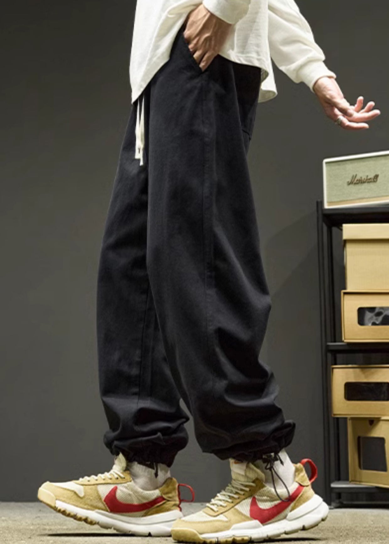 Simple Black Drawstring Solid Warm Fleece Men Beam Pants Spring RM059