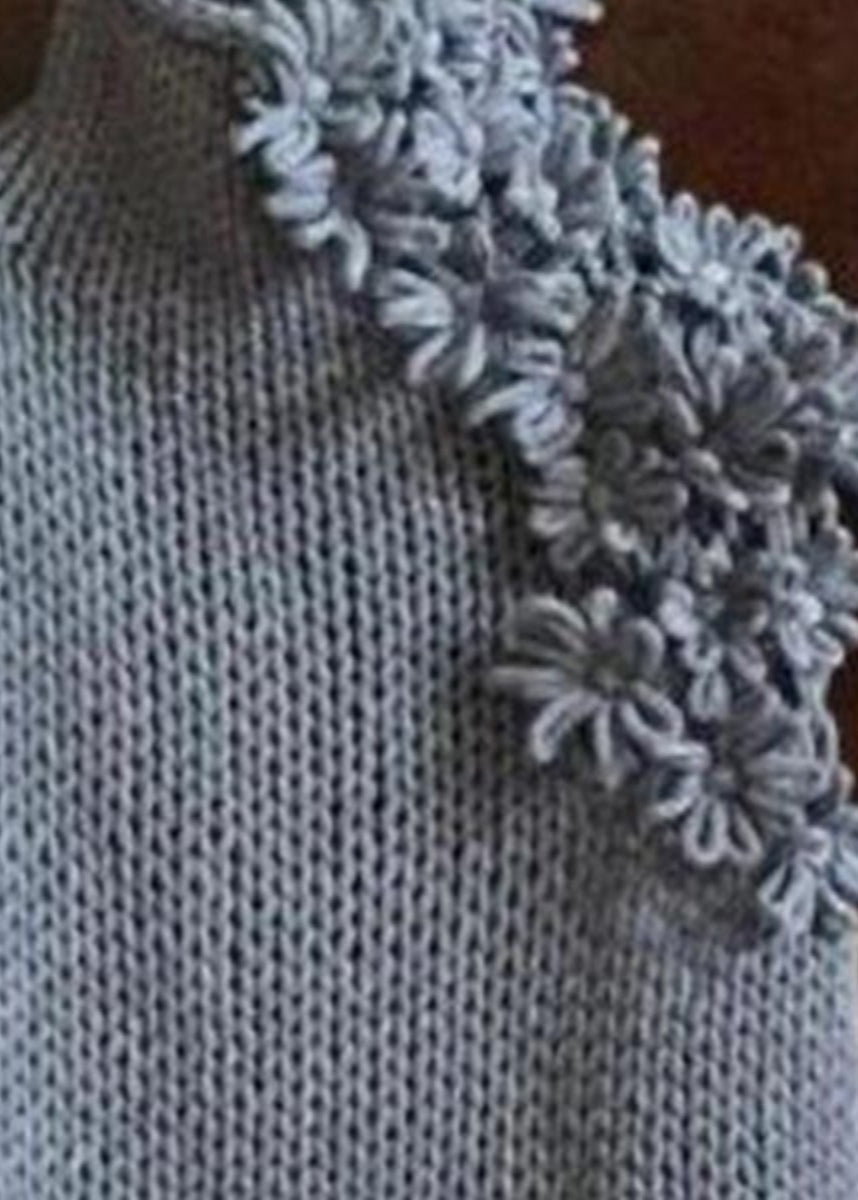 Style Graue Strickweste mit hohem Halsausschnitt und Blumenmuster, ärmellos WN010