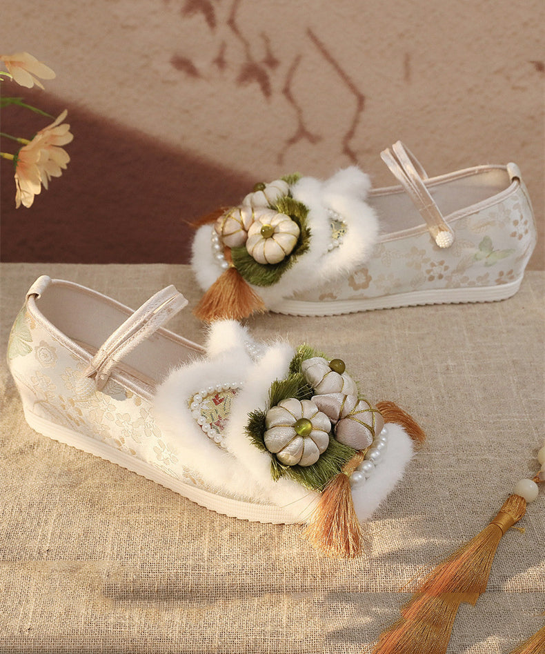 White Fur Splicing Embroidery Wedge High Wedge Heels Shoes TQ063