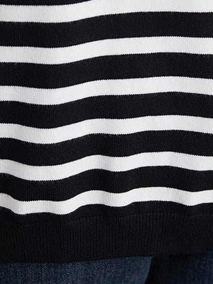 Casual Loose Black V-Neck Contrast Color Striped Long Sleeve Knit Sweater AN1035