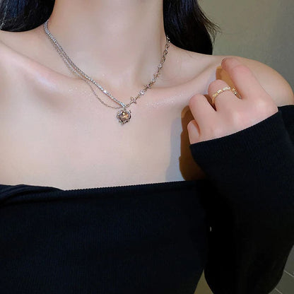 Collier gothique en forme de cœur d'ange